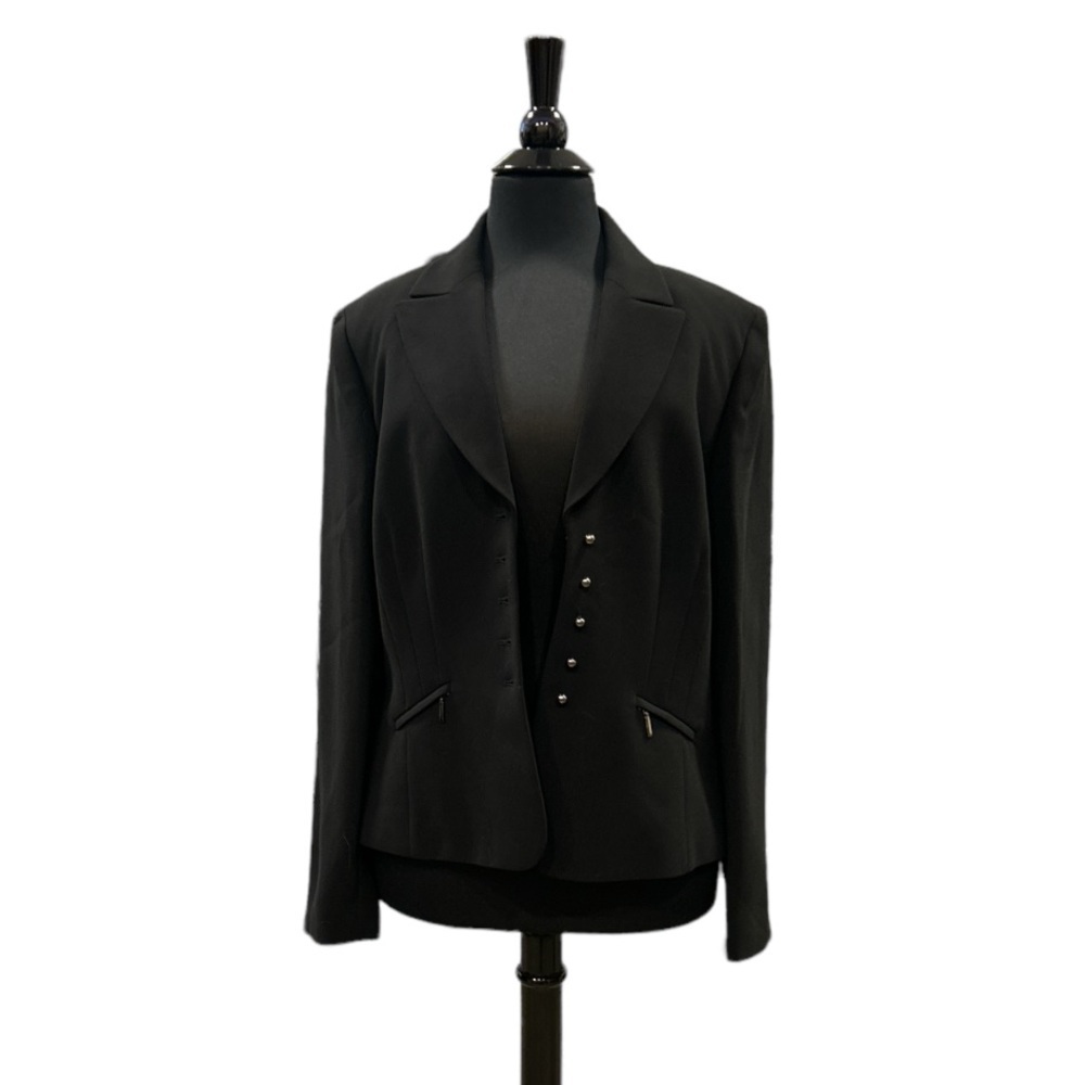 Tahari Blazer
